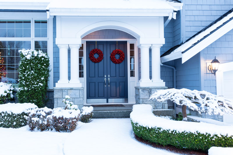 Buying and Selling A Portland House During the Holidays